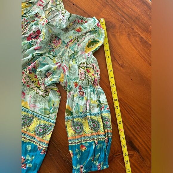 Figueroa & Flower 3/4 Border Print Sleeve Blouse - Picture 10 of 11